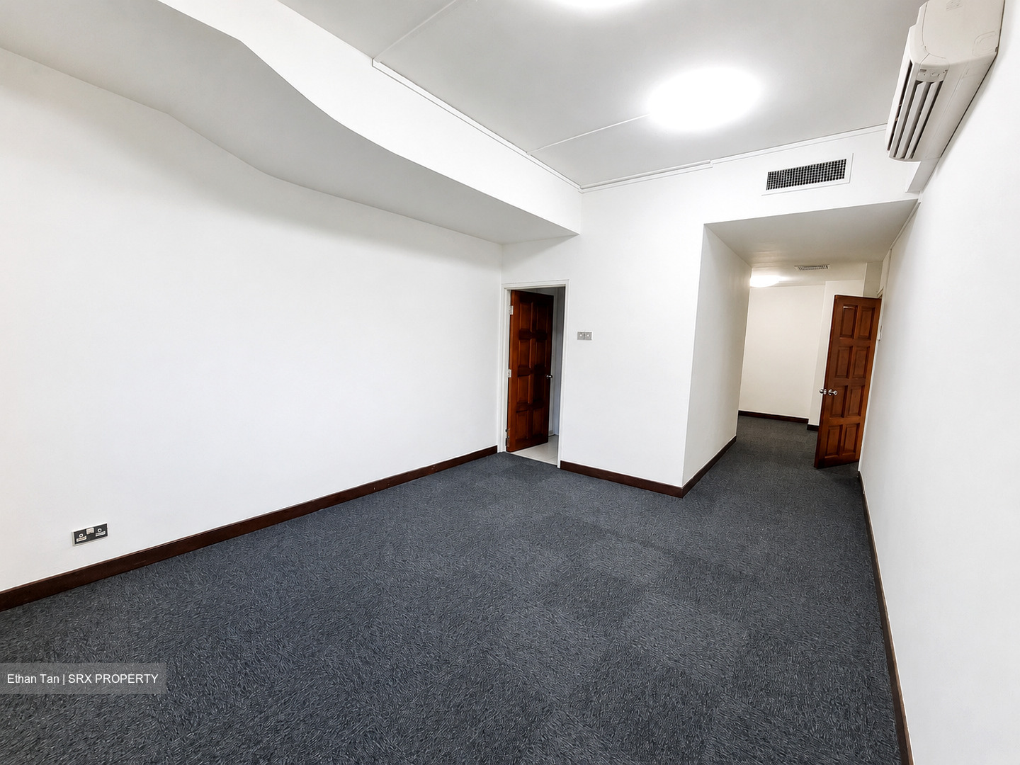 River Valley Road (D9), Apartment #554821701